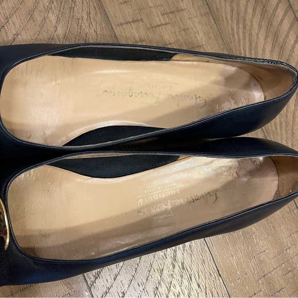 Salvatore Ferragamo Vintage Vara Bow Leather pumps made in Italy size 8 - Picture 7 of 12